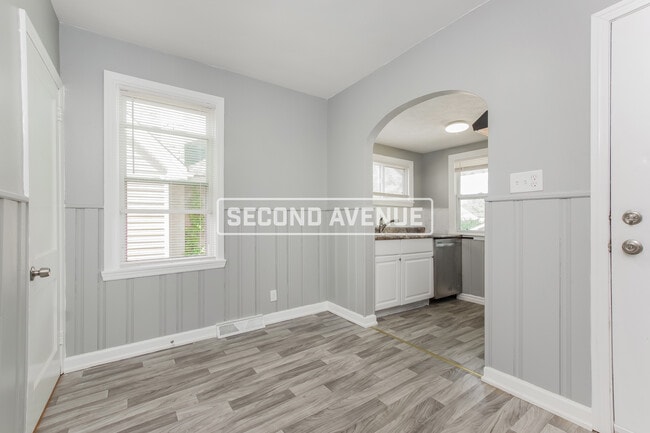 Photo - 1806 Sundale Ave