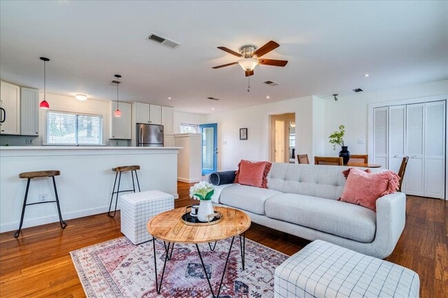 Photo - 2505 Riddle Rd