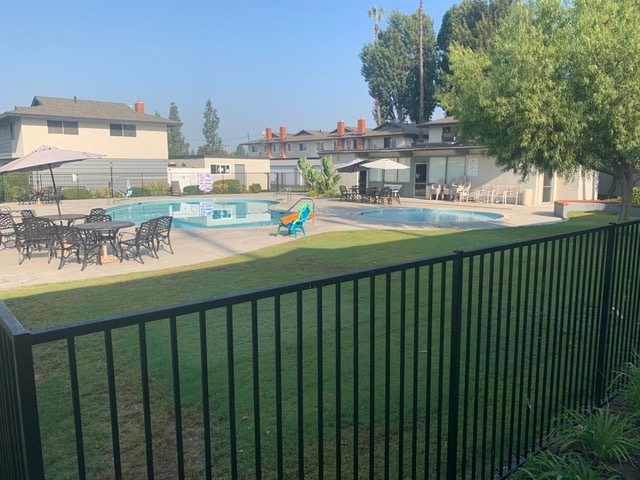 Grass area near by pool - 1441 Prospect Ave Unit # B