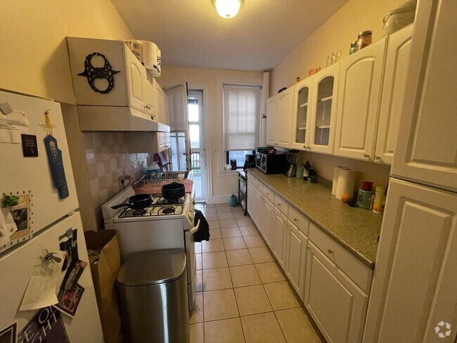 Building Photo - 57 Brighton Ave Unit 2 Rental