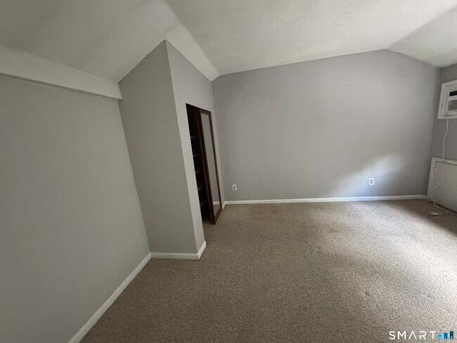 Photo - 422 Emmett St Unit J