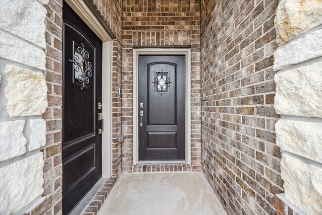 Photo - 4838 Albany Ridge Ln