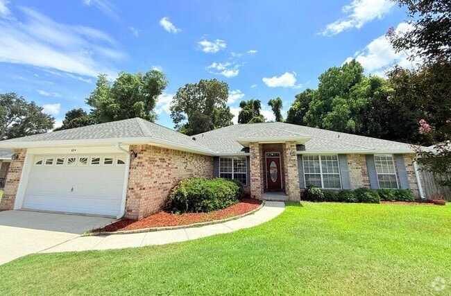 Building Photo - 624 Shiloh Dr Rental