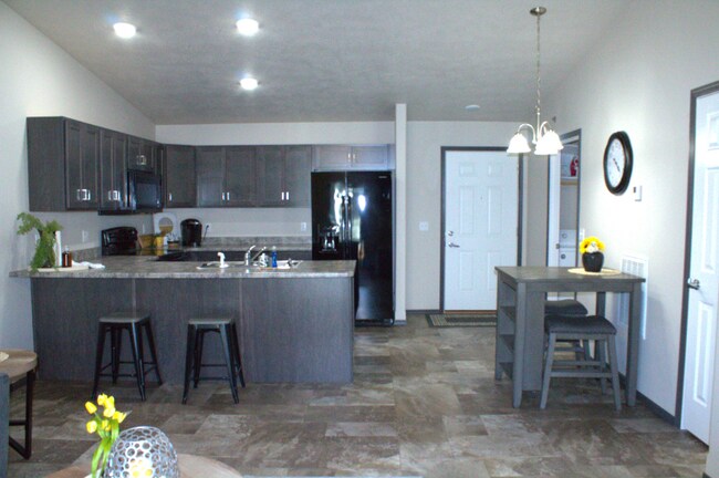 Photo - 303 Tigerway Pl