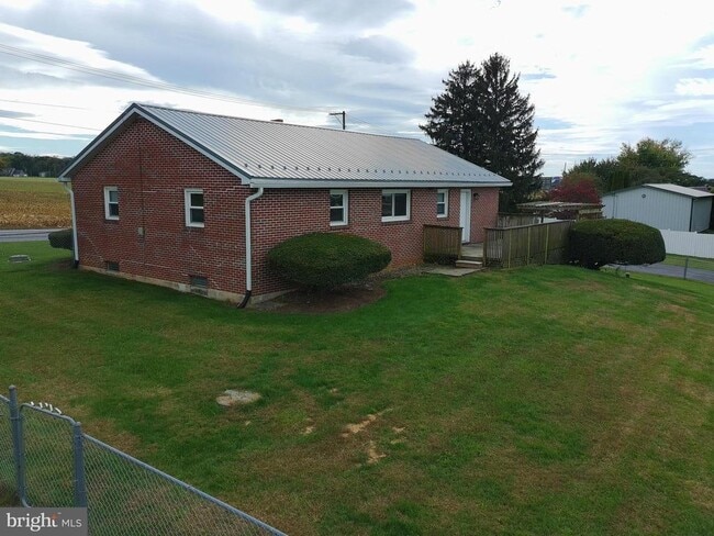 Building Photo - 623 Kriner Rd