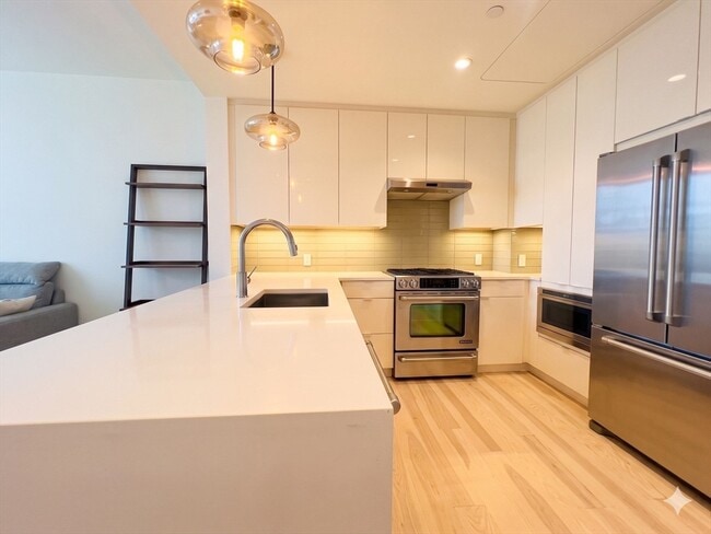 Photo - 32 Traveler St Unit 613