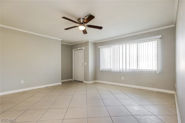 Photo - 1122 SE 17th St