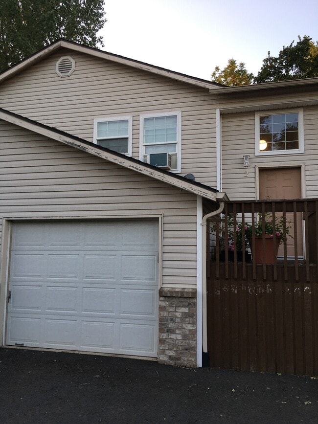 Photo - 712 Elliott Road