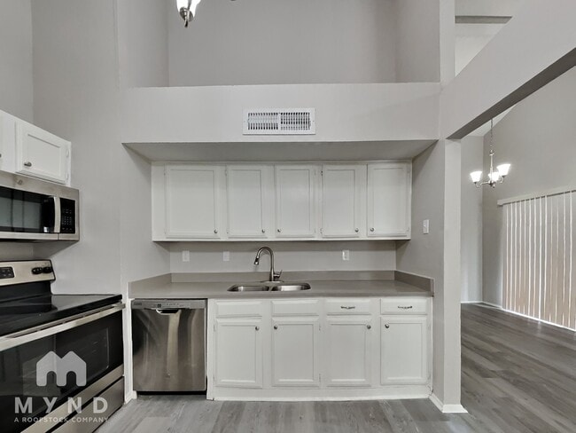 Photo - 4220 Caldwell Ave