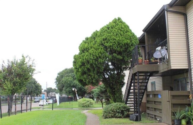 6161 Reims Rd Unidad 200