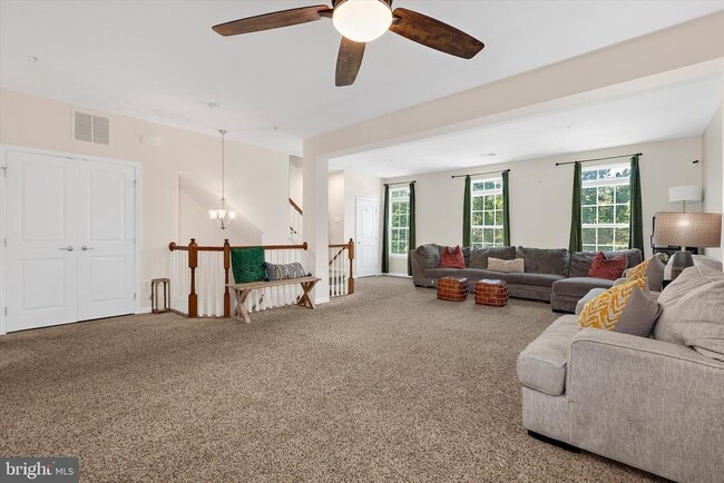 Photo - 364 Chessington Dr