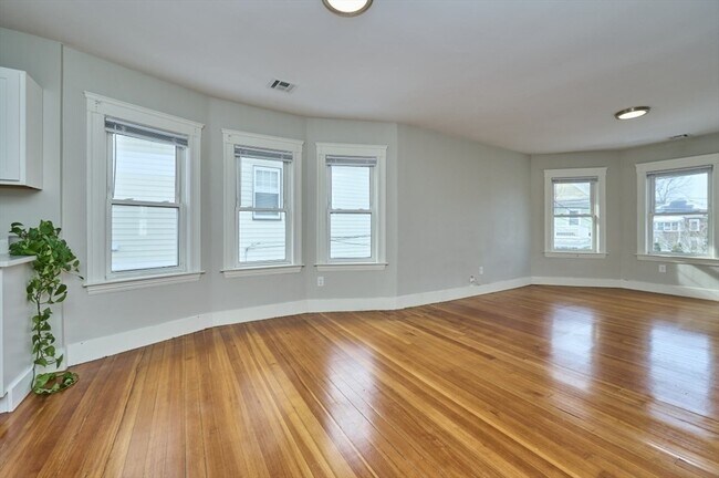 Photo - 22 Burget Ave Unit 2