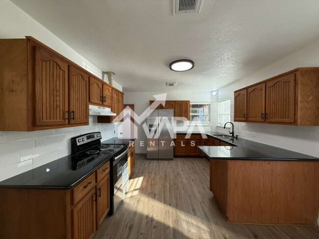 Photo - 302 Bonair Dr