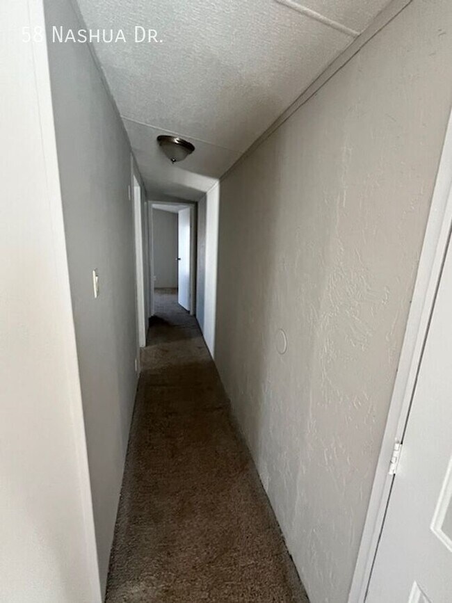 Photo - 58 Nashua Dr