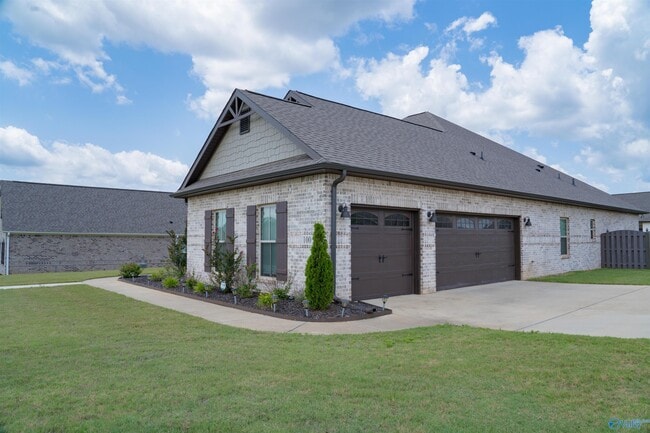 Photo - 100 Bartram Wy.