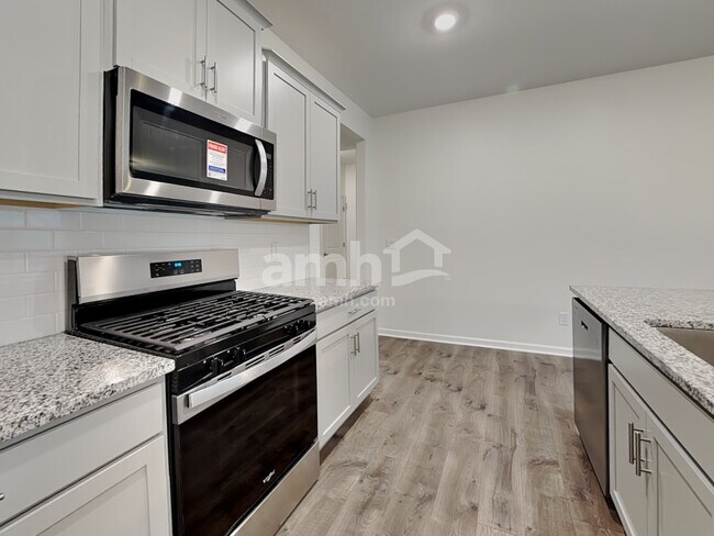 Photo - 416 Bryson Blvd