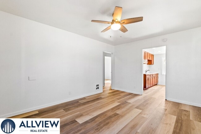 Photo - 452 S Shaffer St Unidad 454