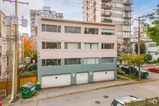 Photo - Corona Apartments