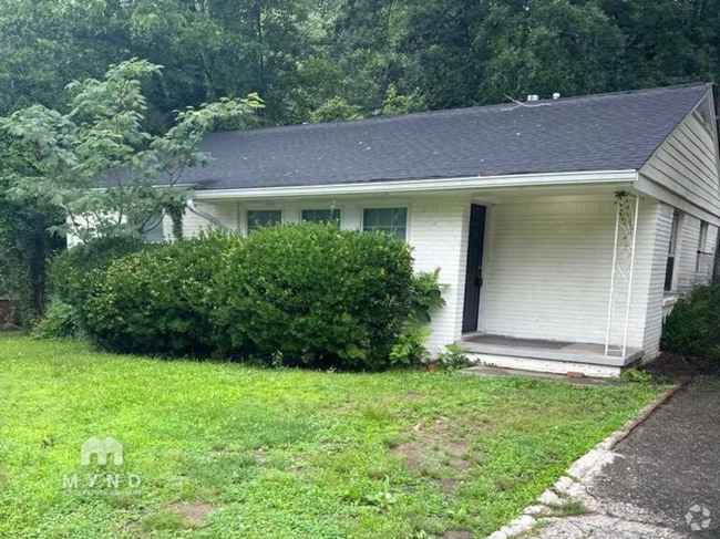Building Photo - 1250 Lloyd Dr Rental