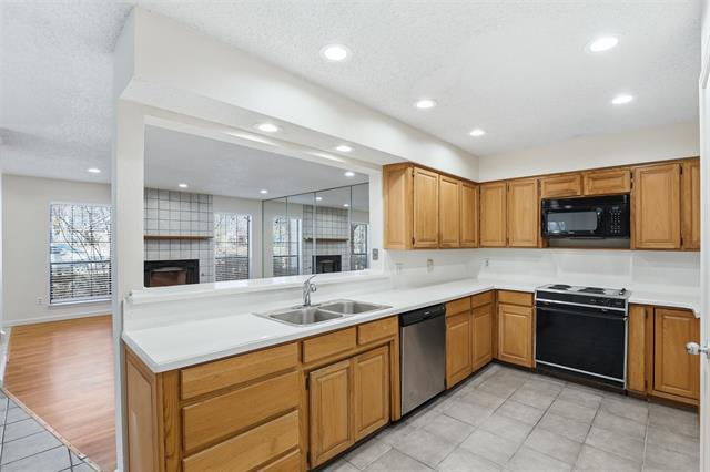 Photo - 3114 Timber Ridge Point