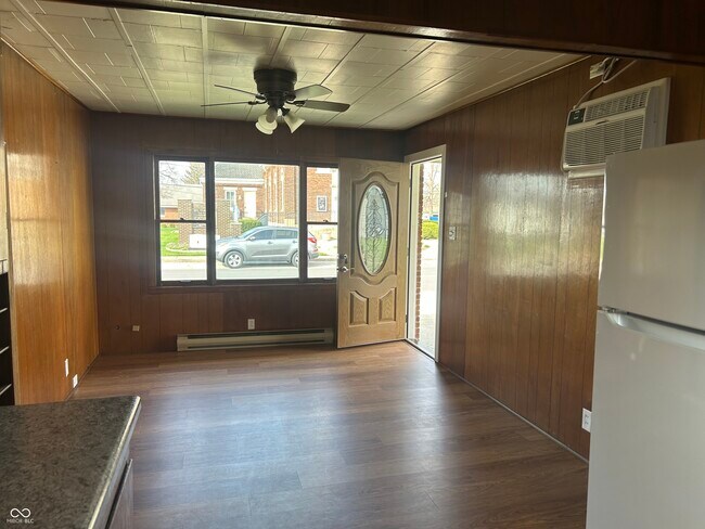 Photo - 511 S Maple St