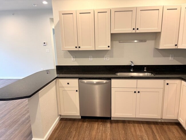 Photo - Updated end unit condo for rent available now - 3bd 2 bath Unit 26