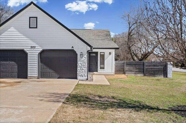 Photo - 303 Fantail Loop