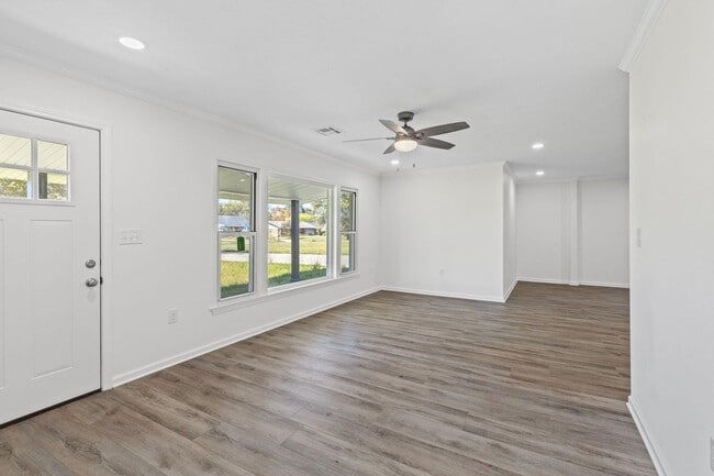 Photo - Updated 4/2 in Sulphur!