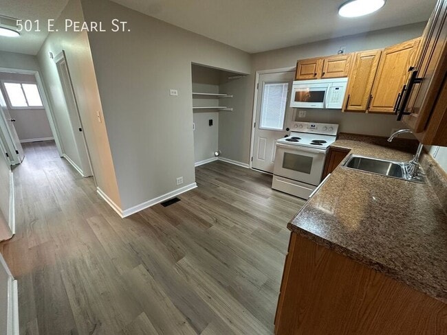 Photo - 501 E Pearl St