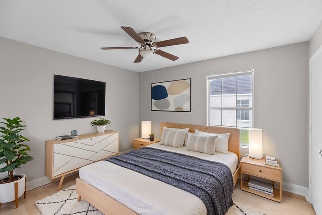 Building Photo - Coventry Gardens Apartments