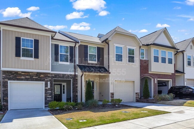 Photo - 1364 Scholar Dr