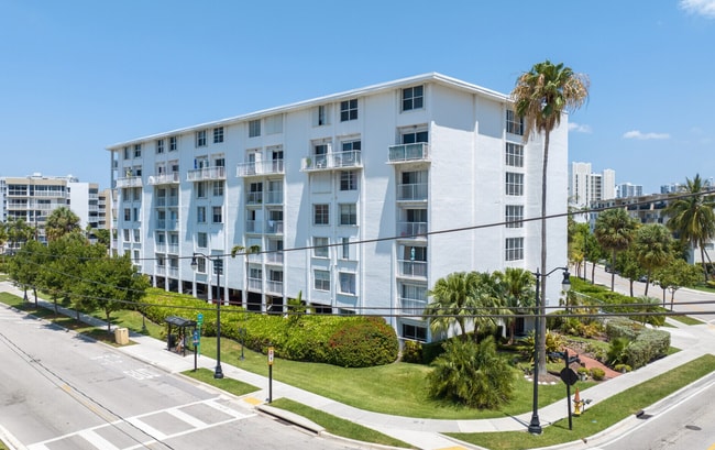 Building Photo - 17800 Atlantic Blvd