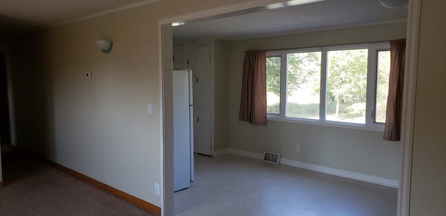 Photo - 1101 8th Ave SE Unit Apt B