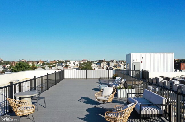 2120-34 E York St Unit B406