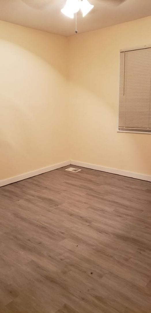 Photo - 3 BEDROOM 1 FULL BATH HOME & SINGLE CAR GARAGE