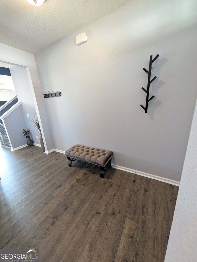 Photo - 215 Brooklet Cir