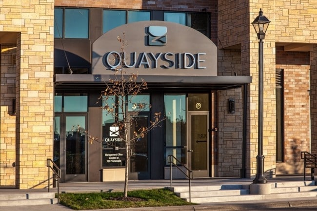 Building Photo - Quayside Wayzata Rental