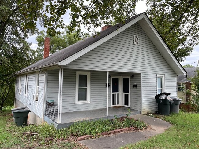 Building Photo - 740 Unit 237