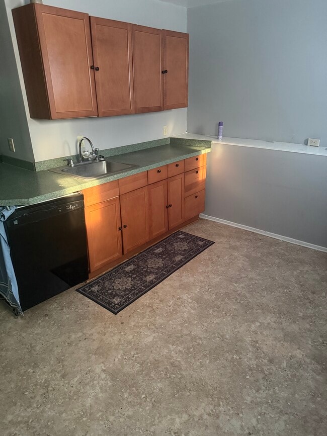 Photo - 89 Riverside Dr Unit 3