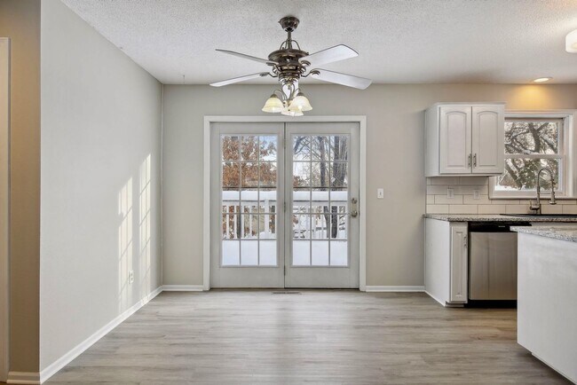 Photo - Lovely 4BR 4BA Home in the Best Neighborho...