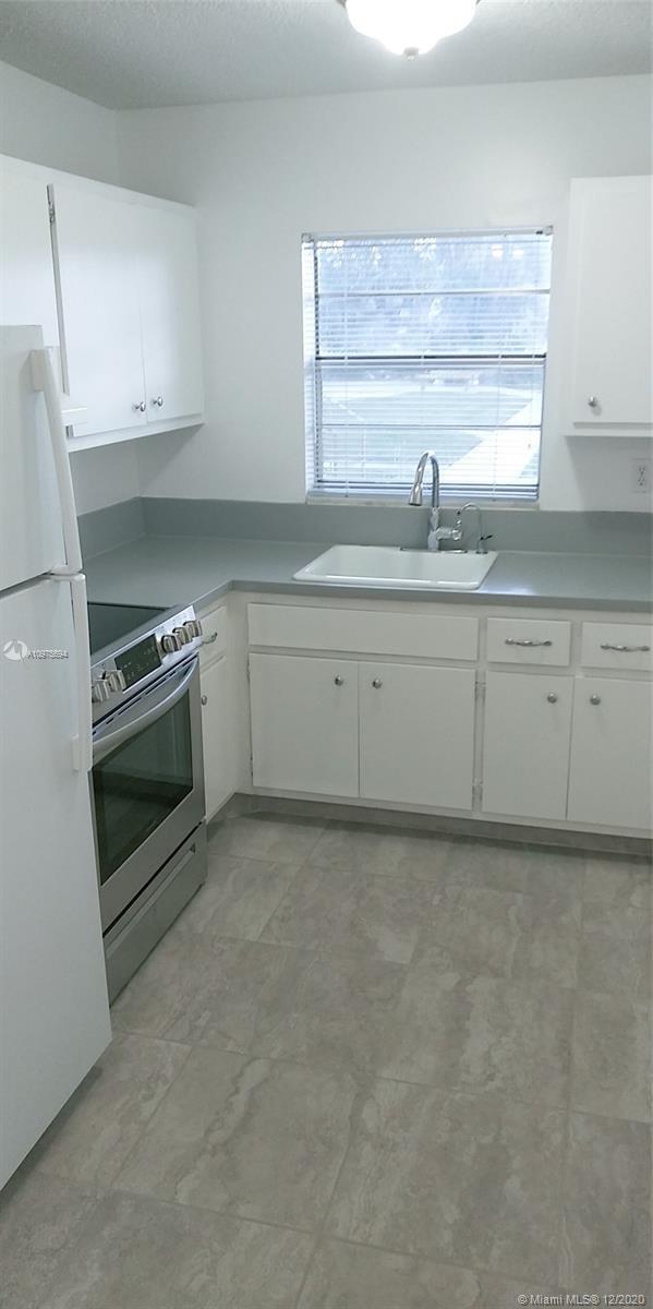 Photo - 6201 SW 37th St Unidad 109 Rental