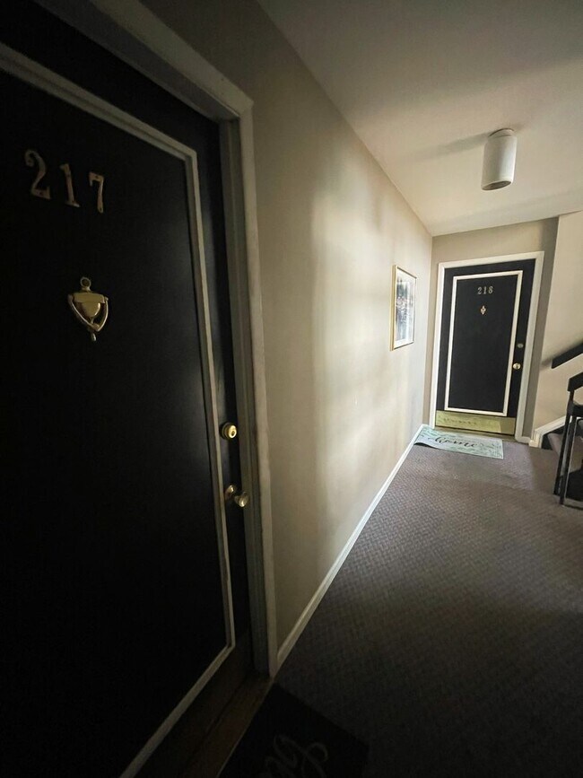 Photo - Two Bedroom Available in Harbour Cove on t... Unidad 217