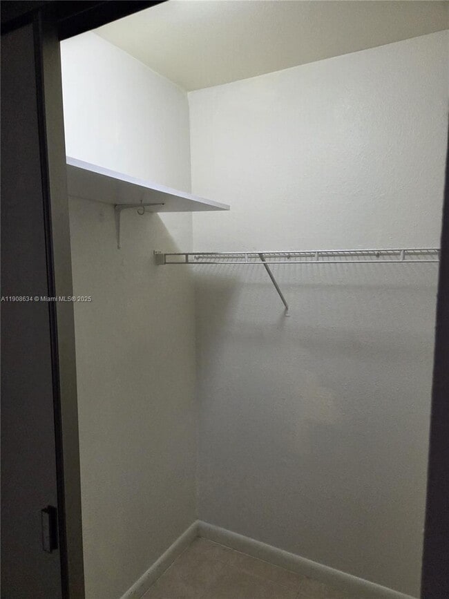 Photo - 5100 SW 41st St Unit 101