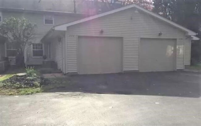 Photo - 1376 Red Tail Hawk Dr