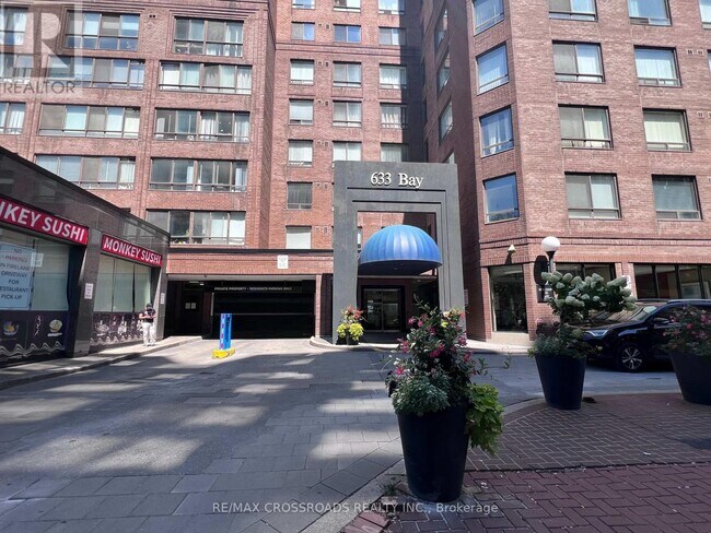 Photo - 633 Bay St. Unit Ph12