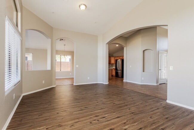 Photo - 4640 W Magdalena Ln