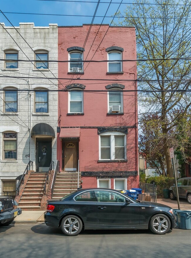 Photo - 707 Garden St Apartment Unit 1