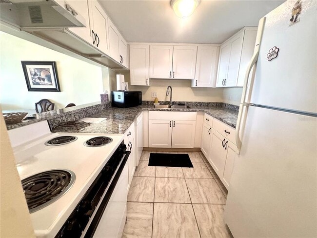 7701 Starkey Rd Unit 638
