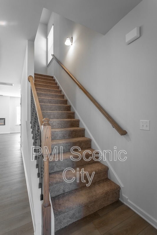 Photo - 8836 Meadowvale Ct