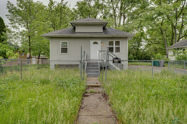 Photo - 1108 Magnolia Ave